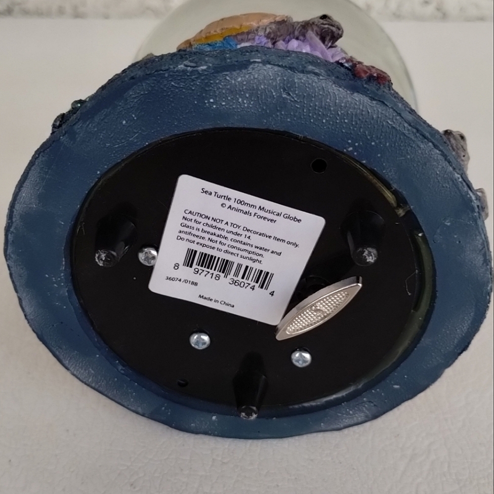 OdySea Aquarium Snow Globe Turtles AS IS Music Box Defective READ - Picture 10 of 12